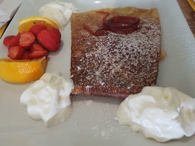 Photos of Le Divin