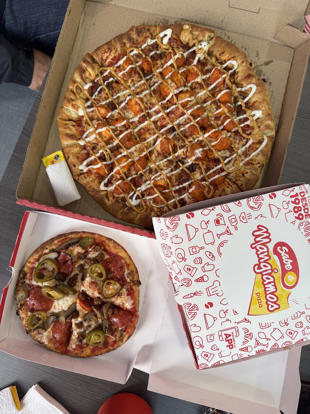 Round Table Pizza