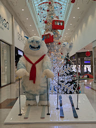 Photo n°23 de Centre Commercial La Feuilleraie à Trélissac (Centre commercial)