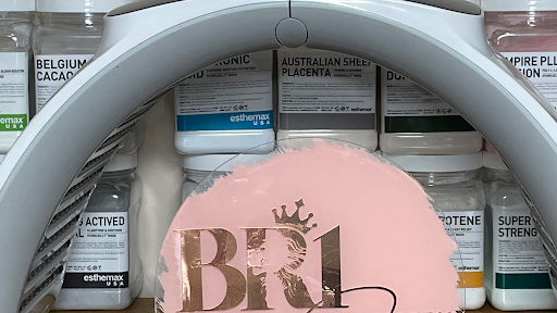 Bromley Blowdry and Makeup by Tamarie