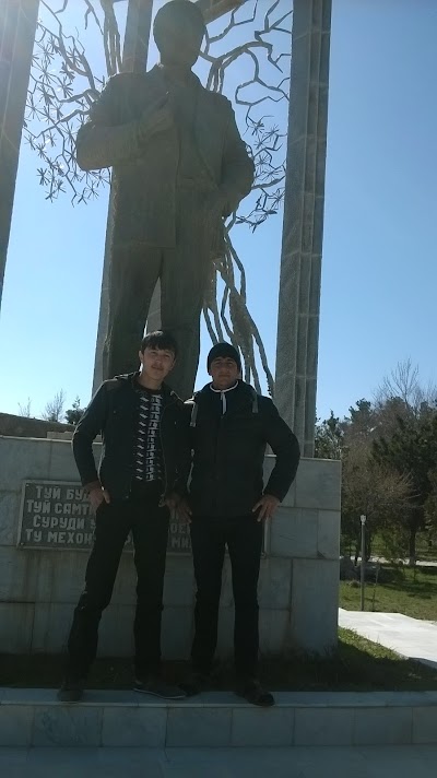 photo of Loik Sherali monument