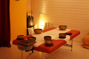 Photo n°4 de Relaxation Sonore aux bols chantants tibétains les Ateliers du Rouge Gorge à Gond-Pontouvre (Massothérapeute)