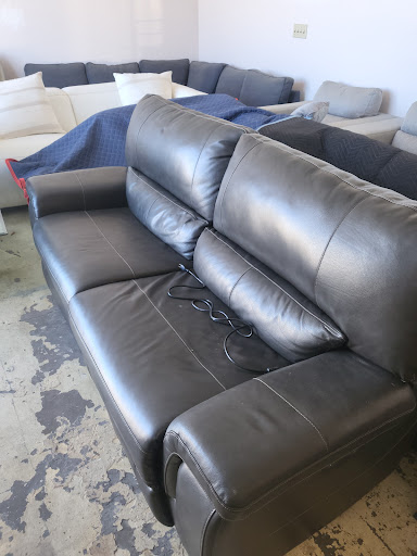 Noe's Furniture Gallery - United States