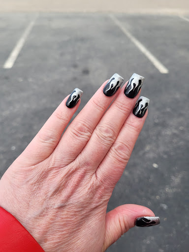 Red Nail & Spa