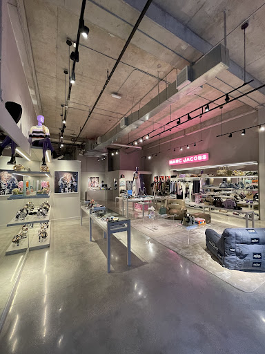 Marc Jacobs - Miami Design District - Thumbnail