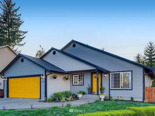 Anne Mehedinti - Real Estate Broker