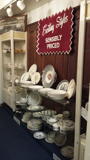 Ashton Store - Visual