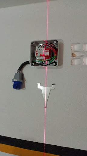 Everton eletricista Poços de Caldas 24h | Emergências | Instalação Wallbox |