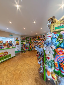 Matthies Spielprodukte GmbH & Co. KG / Living Puppets - Hamburg Kurt-A.-Körber-Chaussee 64, 21033 Hamburg, Deutschland