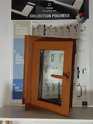 Photo n°4 de Miroiterie chartier à Beletou (Fournisseur de fenêtres)