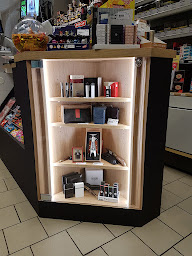 Photo n°10 de Maison de Presse Civray à Civray (Boutique de cigarettes électroniques)