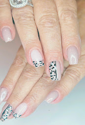 Photo n°13 de Mademoi nails à Flastroff (Salon de manucure)