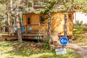 Photo n°9 de Camping Le Champ Long à La Salle-en-Beaumont (Piscine)
