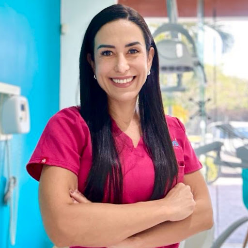 Dra. Alejandra Arrechedera, Dentista - Especialista en Prótesis y Rehabilitación