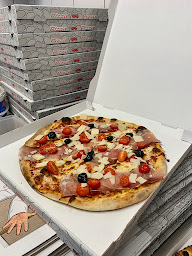 Photo n°18 de Royal Pizza à Saint-Jorioz (Pizzeria)