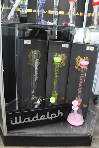 Cloud9 Vape & Smoke shop - Thumbnail
