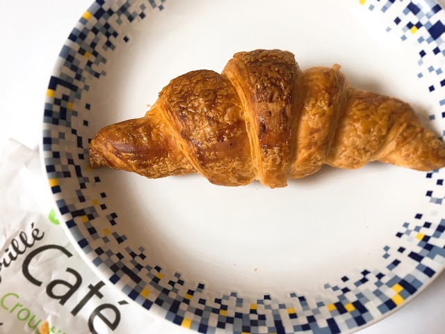 Les Petits Mitrons