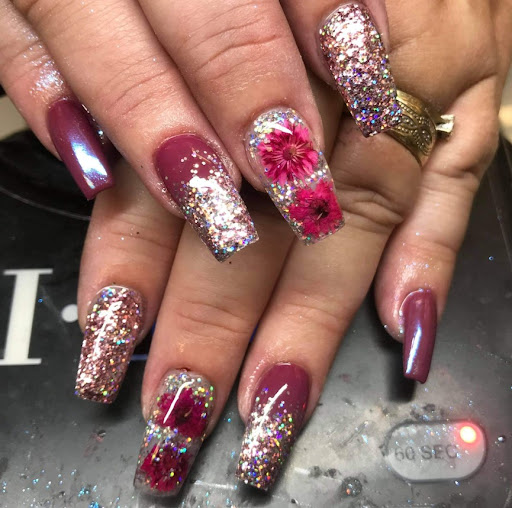 Queen Nails Ringwood - Thumbnail
