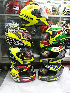 Rudi Helmet Shop, Author: rudi afkhariel