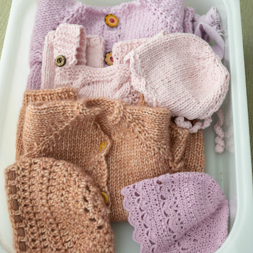 Tiny Knitwear - Visual