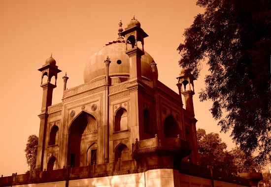 Roman Catholic Cemetery, Author: Nilesh Korgaokar