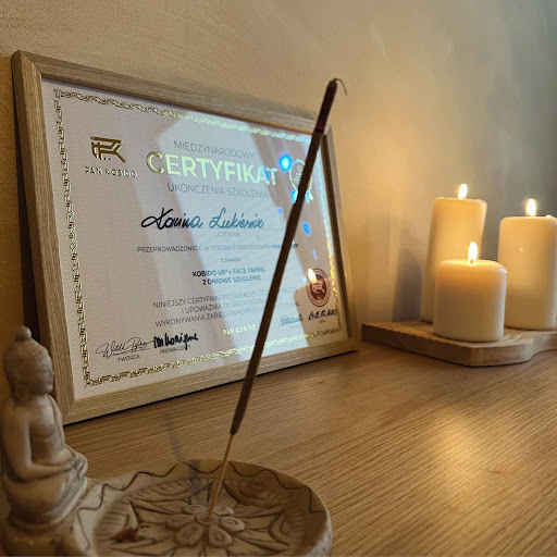 Holi4life - yoga, kobido & art