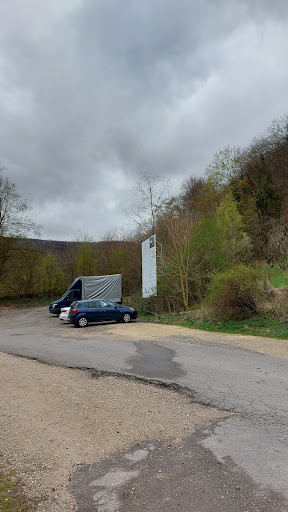 Wanderparkplatz P19 bei der Jugendherberge Bad Urach - Thumbnail