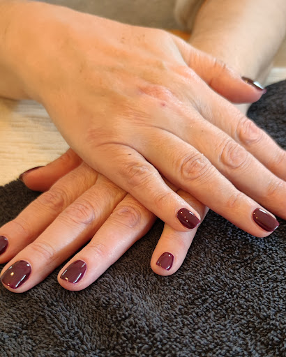 Ombre de soi - Esthéticienne à domicile - Institut de beauté - Thumbnail
