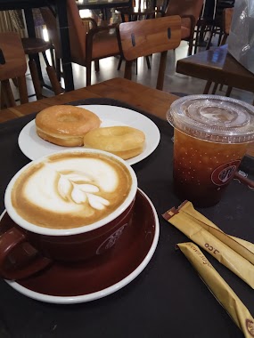 JCO's Donut & Coffee, Author: Rose Mary Tania