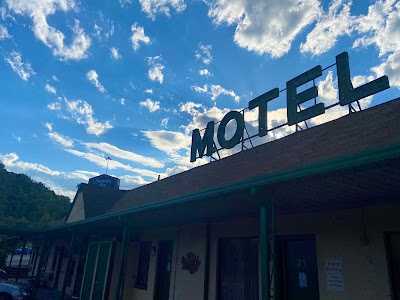 Pinehurst Motel