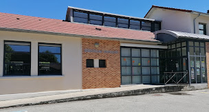 Photo n°1 de Bibliothèque L'oiseau-lyre à Saint-Nazaire-les-Eymes (Bibliothèque municipale)