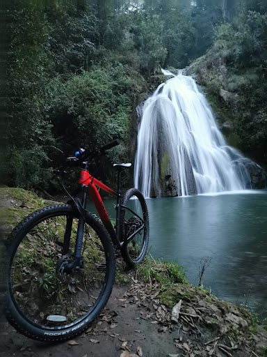 Cascada "Axoxohuil "Zacapoaxtla Gallery - Mexico