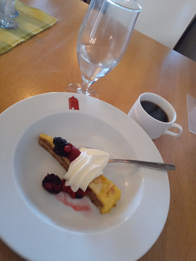 Hovdala slottsrestaurang och fröknarnas café - Thumbnail
