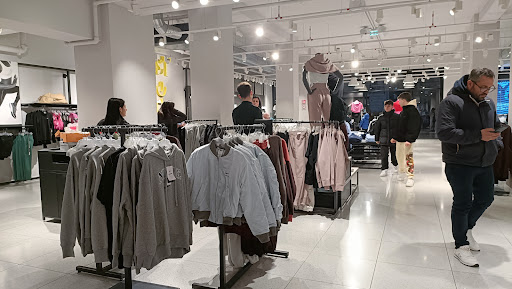 Nike Store Bari - Visual