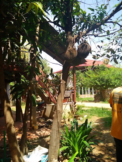 Photos of Krabei Riel Market
