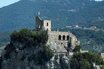 Quaglietta Castle