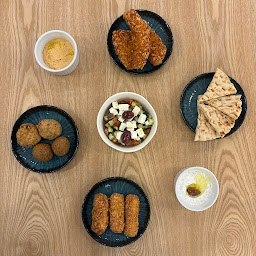 Photo n°25 de SYKLIOS - Greek Street Food à Noisy-le-Grand (Restaurant grec)