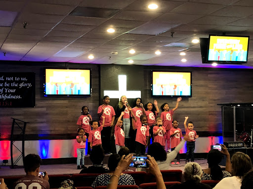 Urban Chapel - Visual
