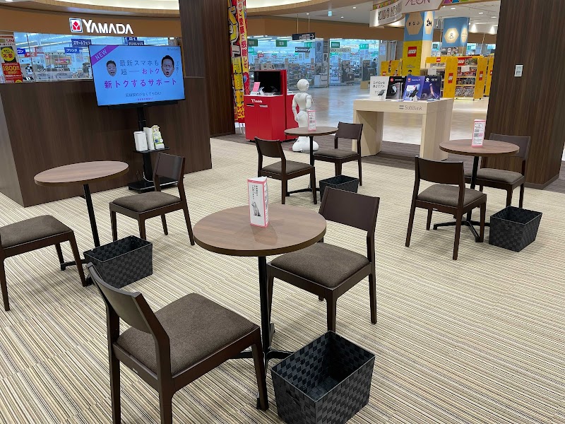 ソフトバンクイオンタウン能代［ワイモバイル取扱店］