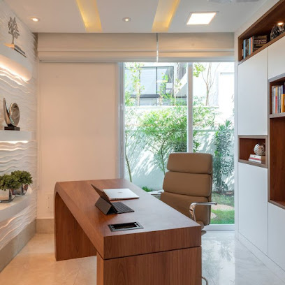 MARGARIDA MESQUITA & RONALD P SANTOS - ADVOGADOS