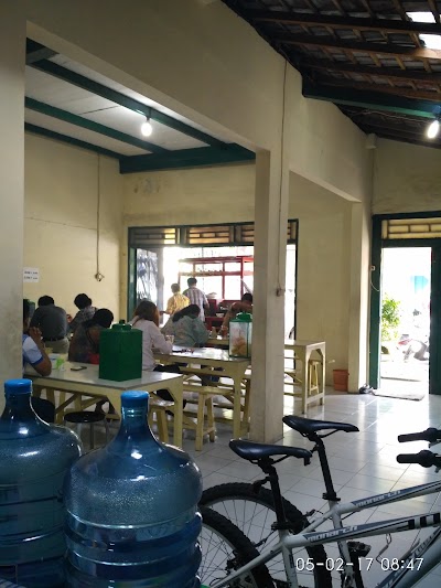 meal-takeaway