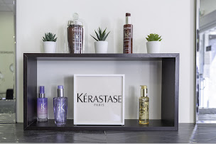 Photo n°6 de 7eme Sens Coiffure à Condrieu (Salon de coiffure)