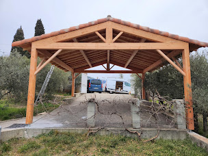 Photo n°7 de J.C Charpentes à La Destrousse (Charpentier)