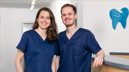 Dentists Zunk & Finger