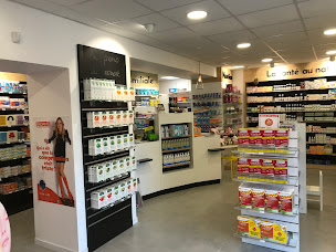 Photo n°6 de Pharmacie de Magudas à Saint-Médard-en-Jalles (Pharmacie)