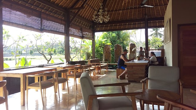 Villa Kayu Lama
