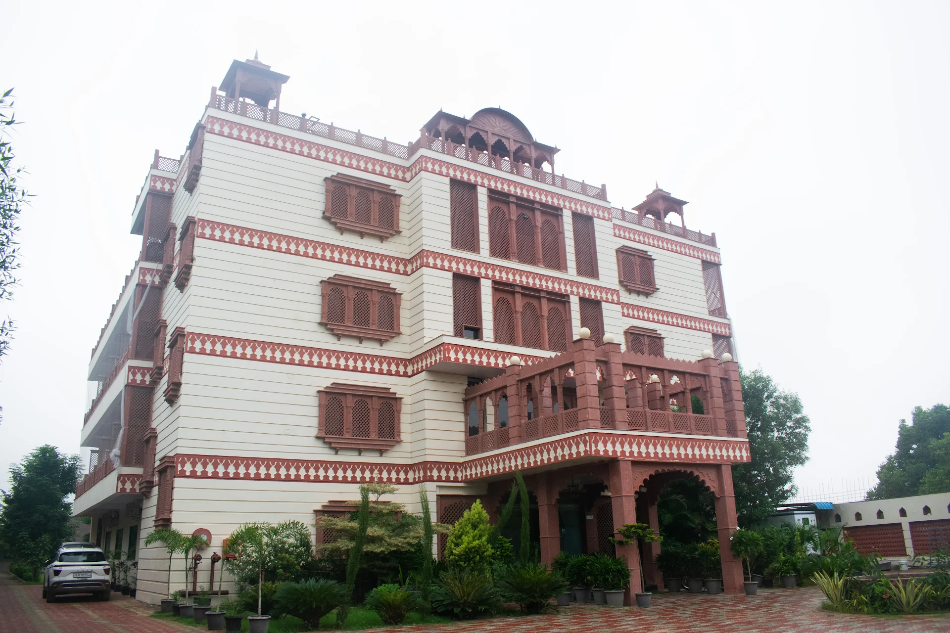 CHAUHAN SHERATON BY REAL COMFORTS