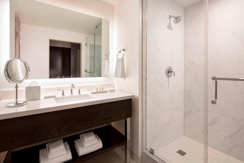 Renaissance Denver Downtown City Center Hotel by null