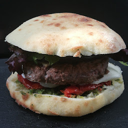 Photo n°7 de Pizza à emporter Benellina à Plougoumelen (Pizzas à emporter)