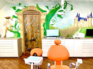 Photo n°6 de Dr Deborah ROBERT CLAUSNER - Orthodontie à Saumur (Dentiste)